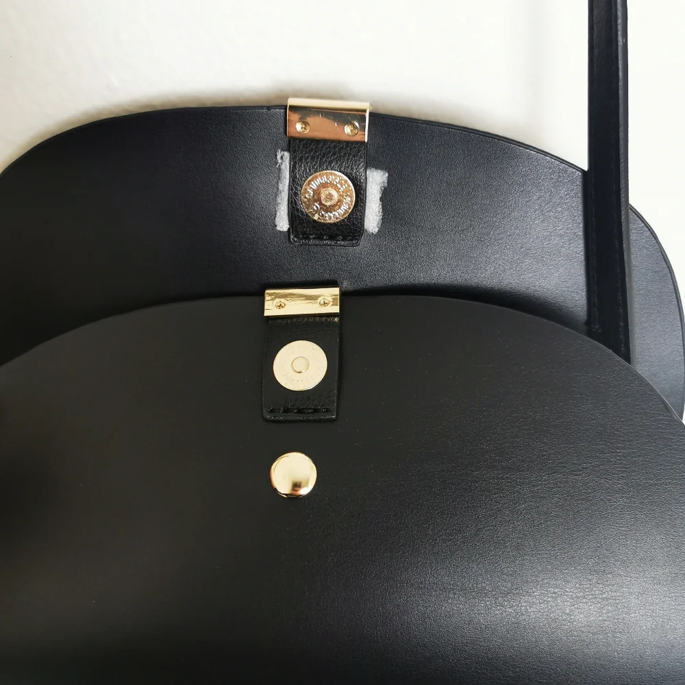 NWT Miztique Crossbody Bag designer collection black and gold multi compartment - Picture 8 of 13